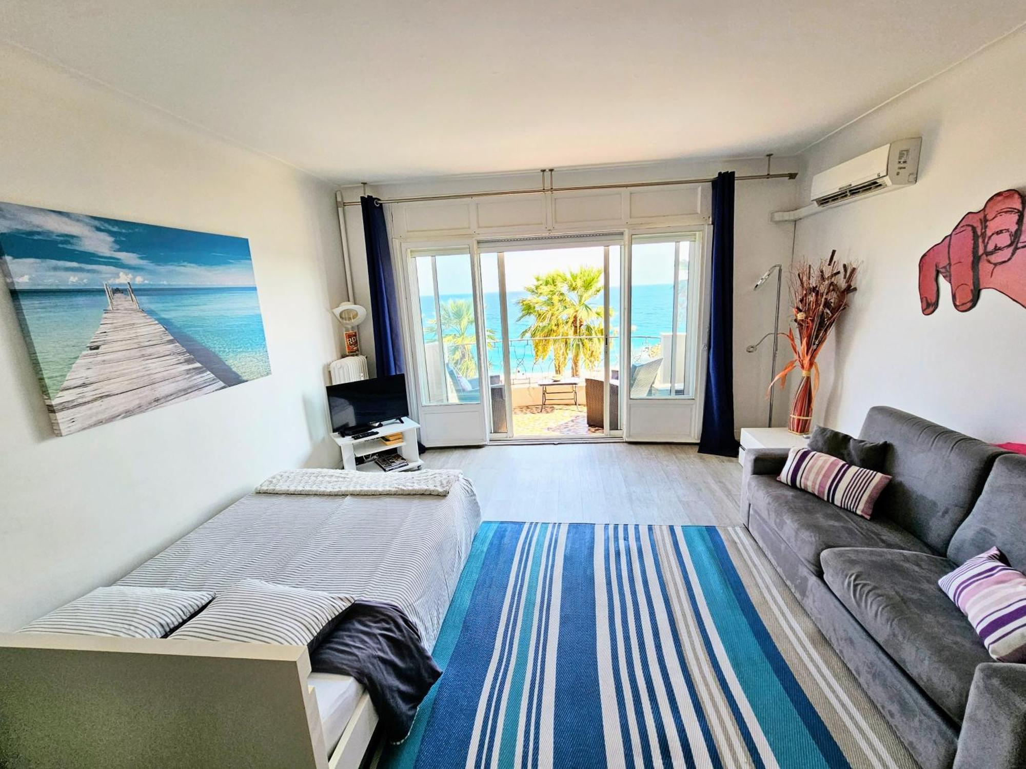 Promenade Sea Front Apartment Nizza